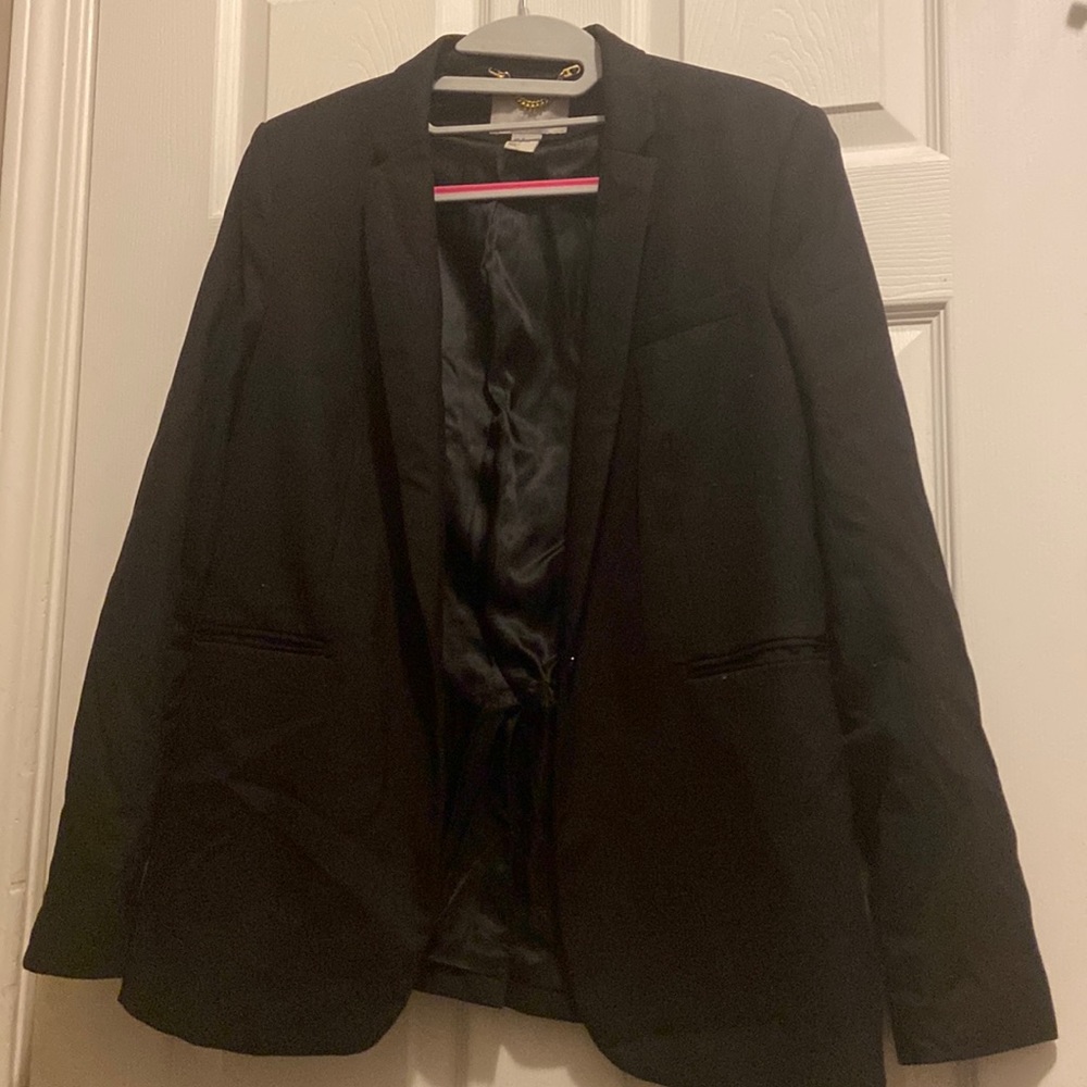 H&M Tailored Blazer in Black